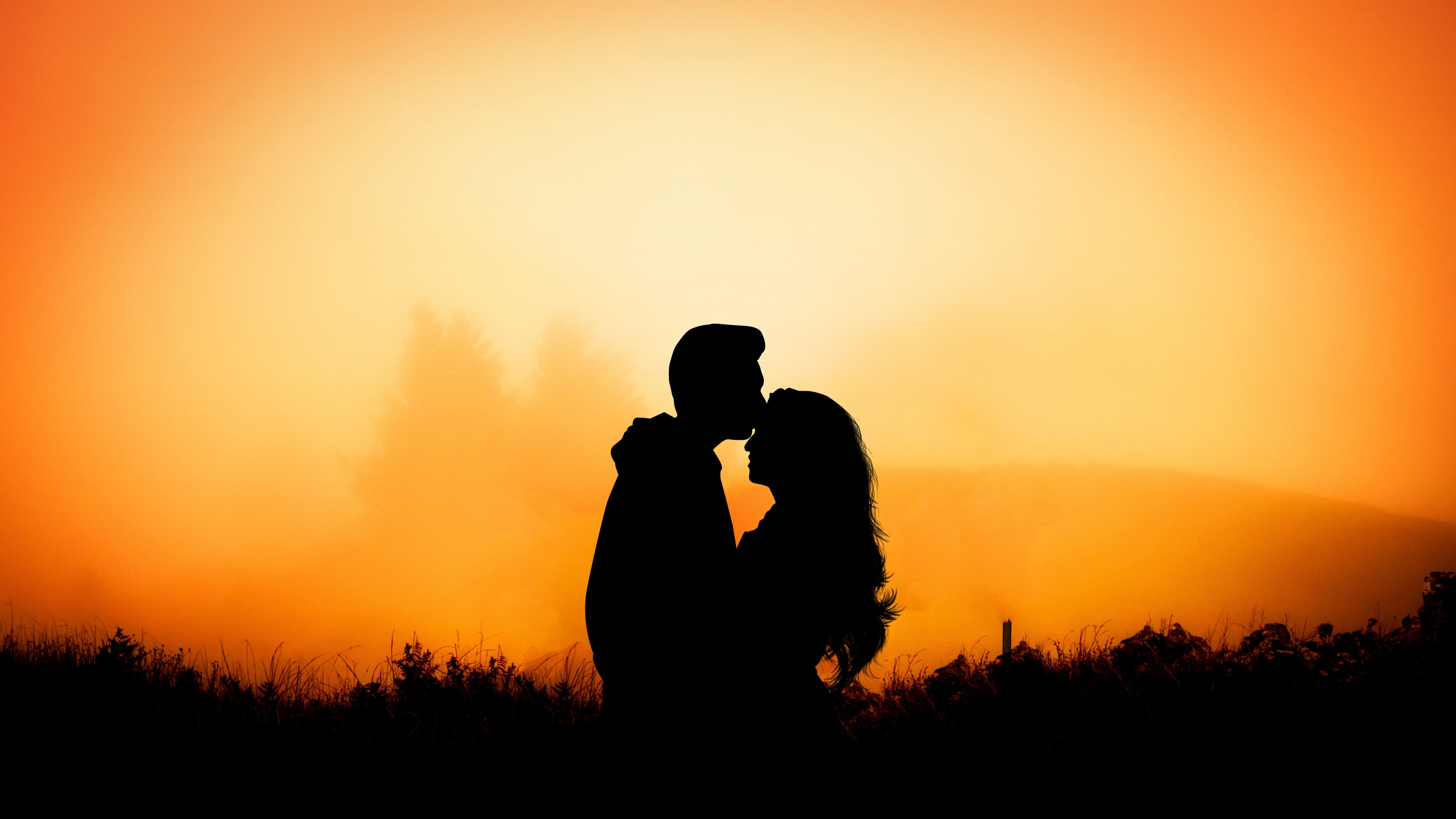 Romantic Love Couple Wallpaper Desktop
