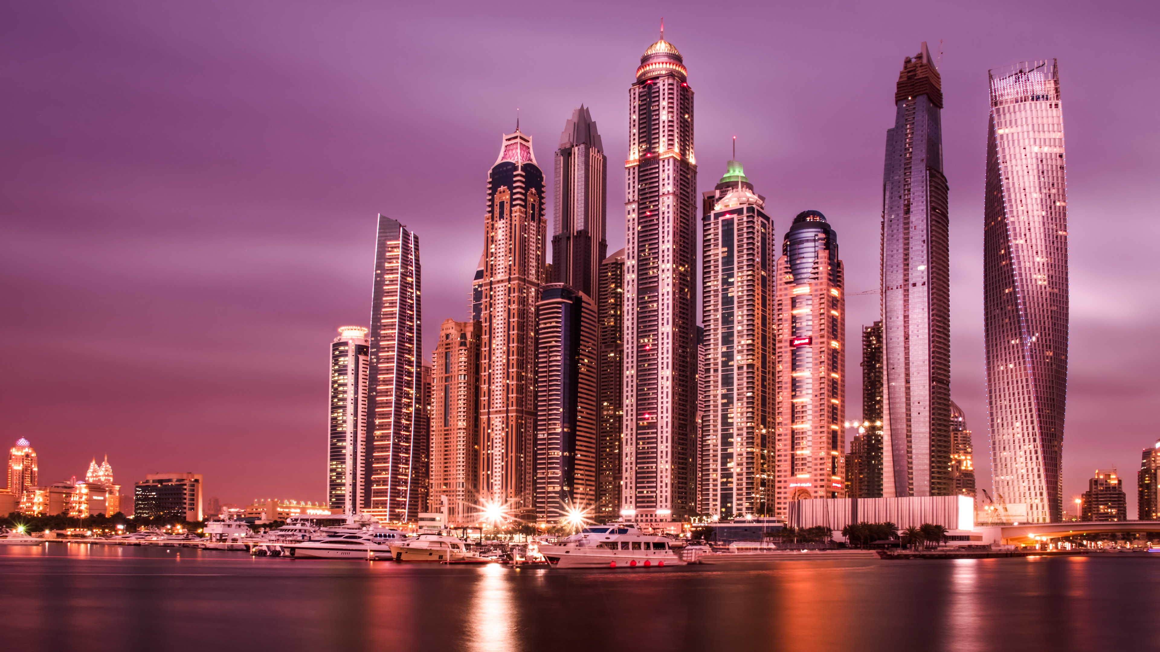 Purple Dusk At Dubai Wallpaper