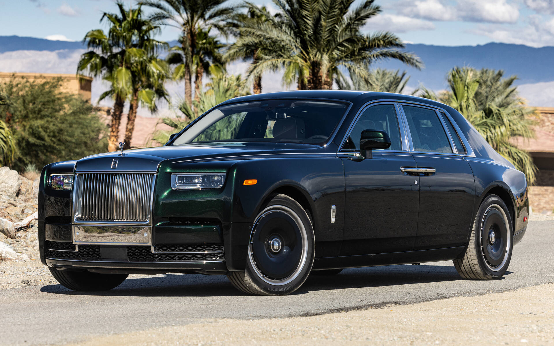 Rolls Royce Phantom News Res Picture Galleries And