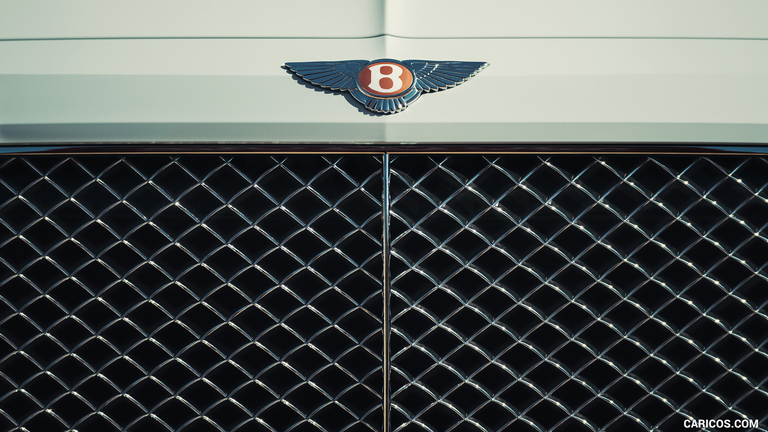 Bentley Bentayga Plug In Hybrid Grill HD Wallpaper