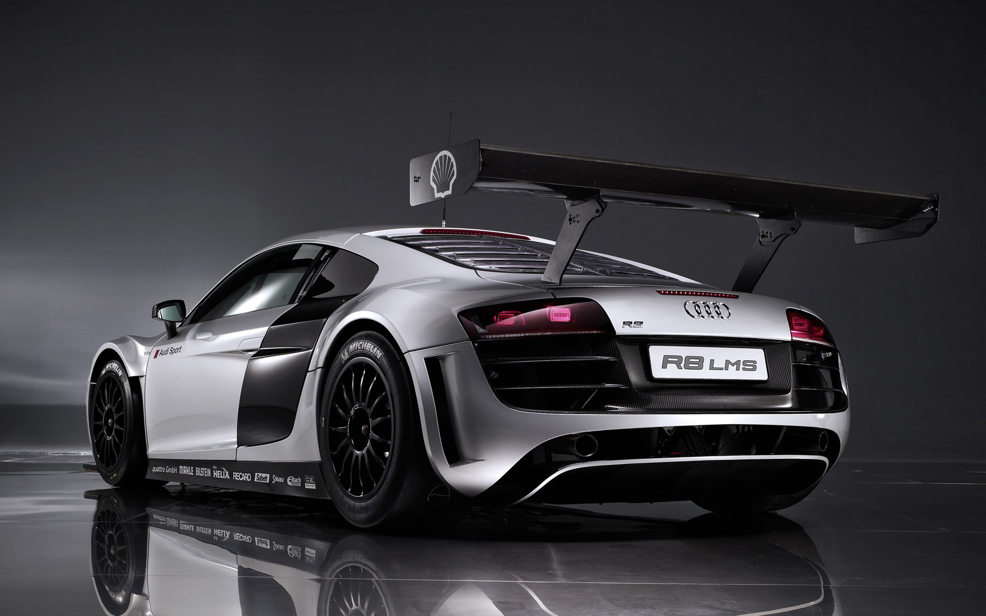 2010 Audi R8 LMS Wallpapers HD Wallpapers