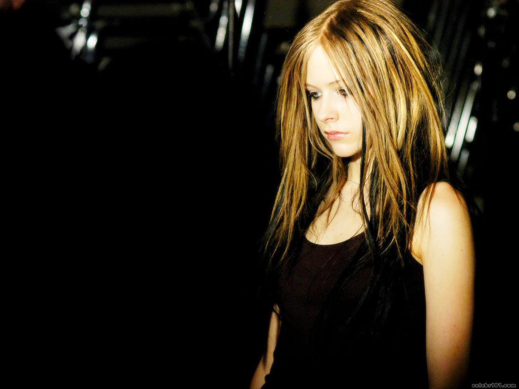 Avril Lavigne Wallpaper Singers At