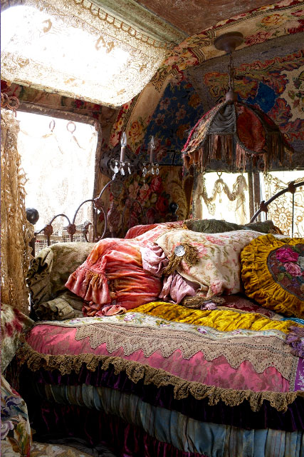 Dishfunctional Designs Dreamy Bohemian Bedrooms How To Get The Look