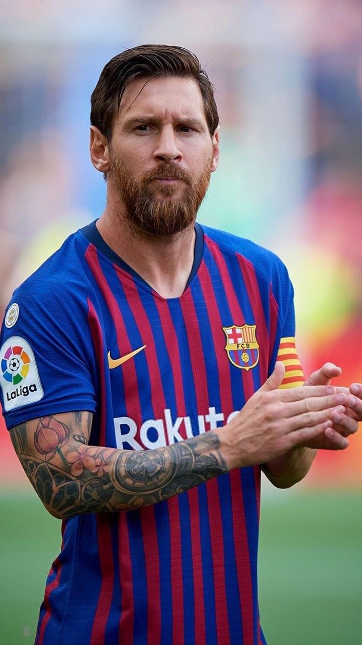 Barcelona B A R C E L O N Leonel Messi