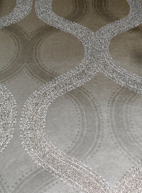 Glass bead wallpaper outshines everything  Sparkling effects