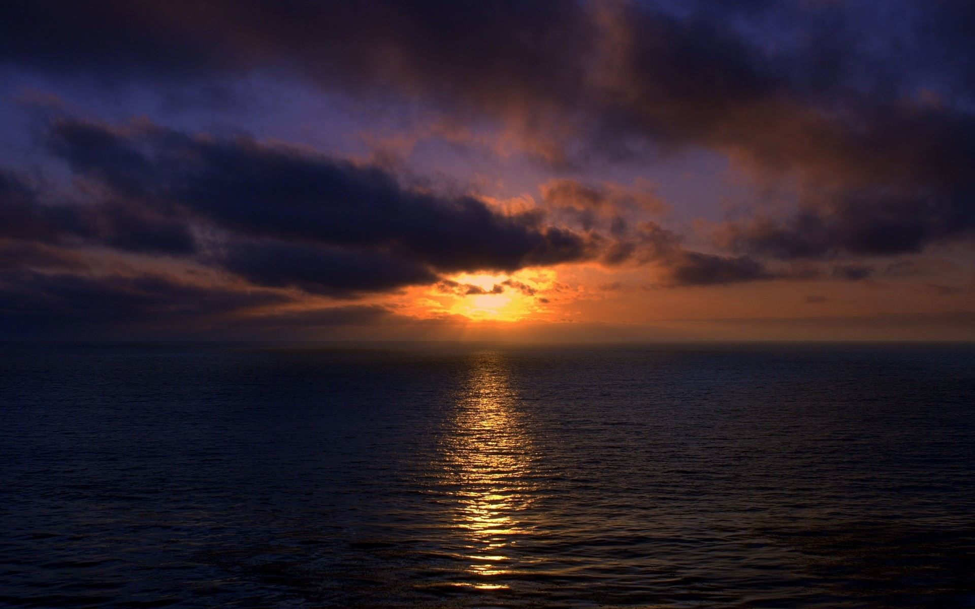 Sunset Over Ocean Wallpaper 1920x1200