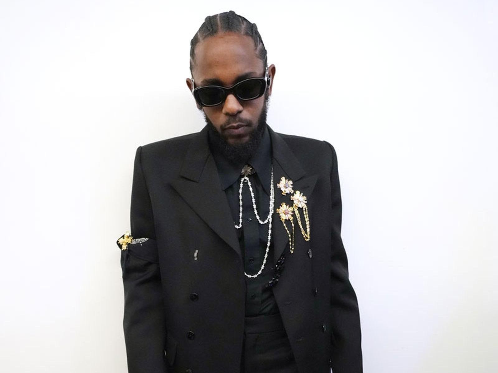 Kendrick Lamars Super Bowl Suit Was a Pitch Perfect Tribute to