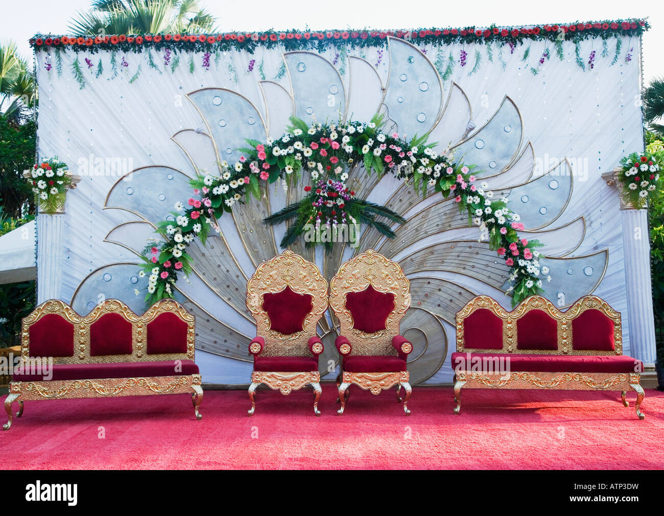 Wedding Stage High Resolution Stock Photography And Image