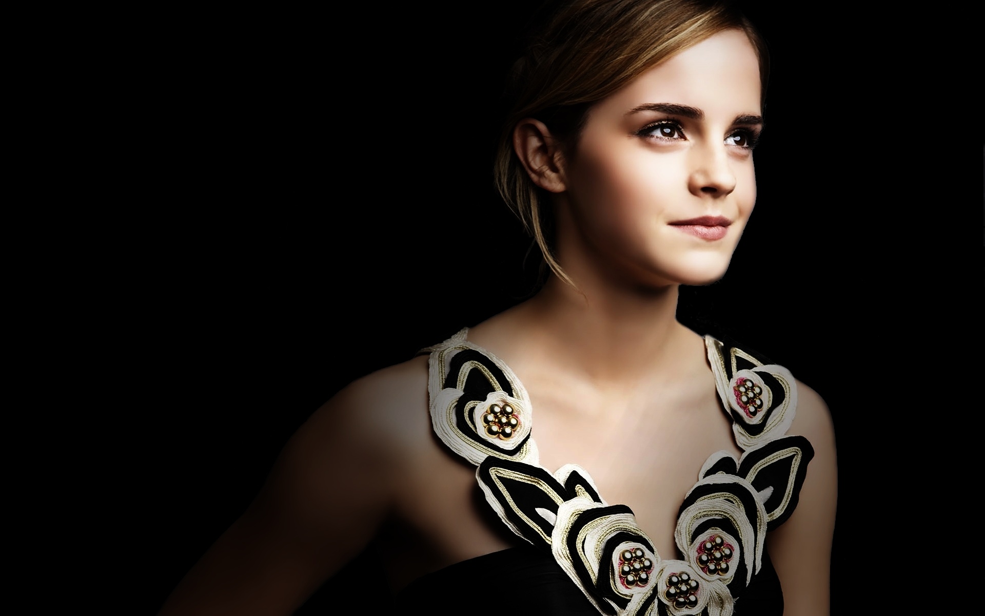 Emma Watson Wallpaper With Pics