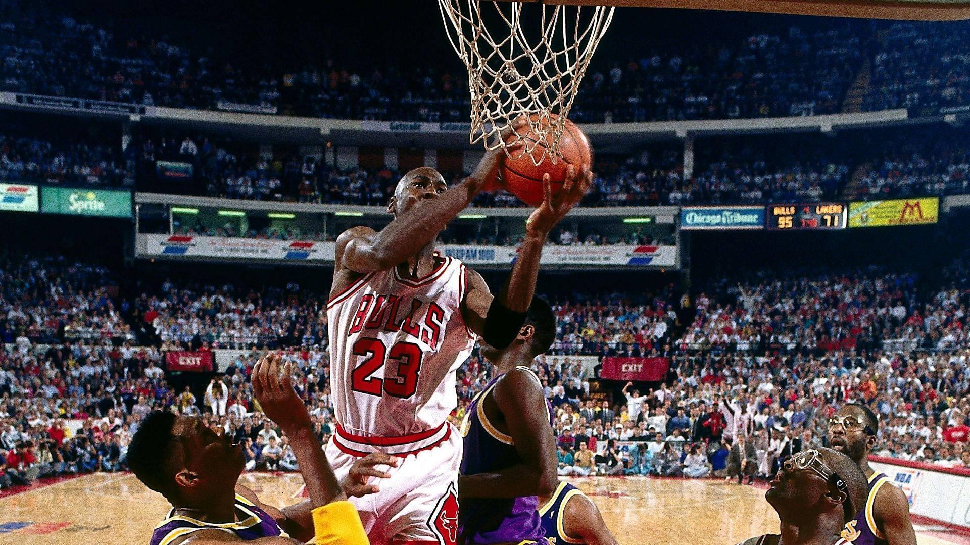 Download NBA Finals Iconic Michael Jordan Wallpaper