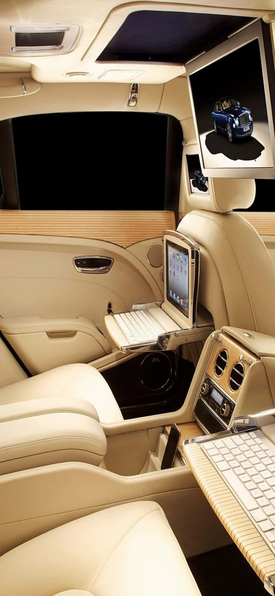 Experience Luxury With iPhone Xs Max And Bentley Wallpaper