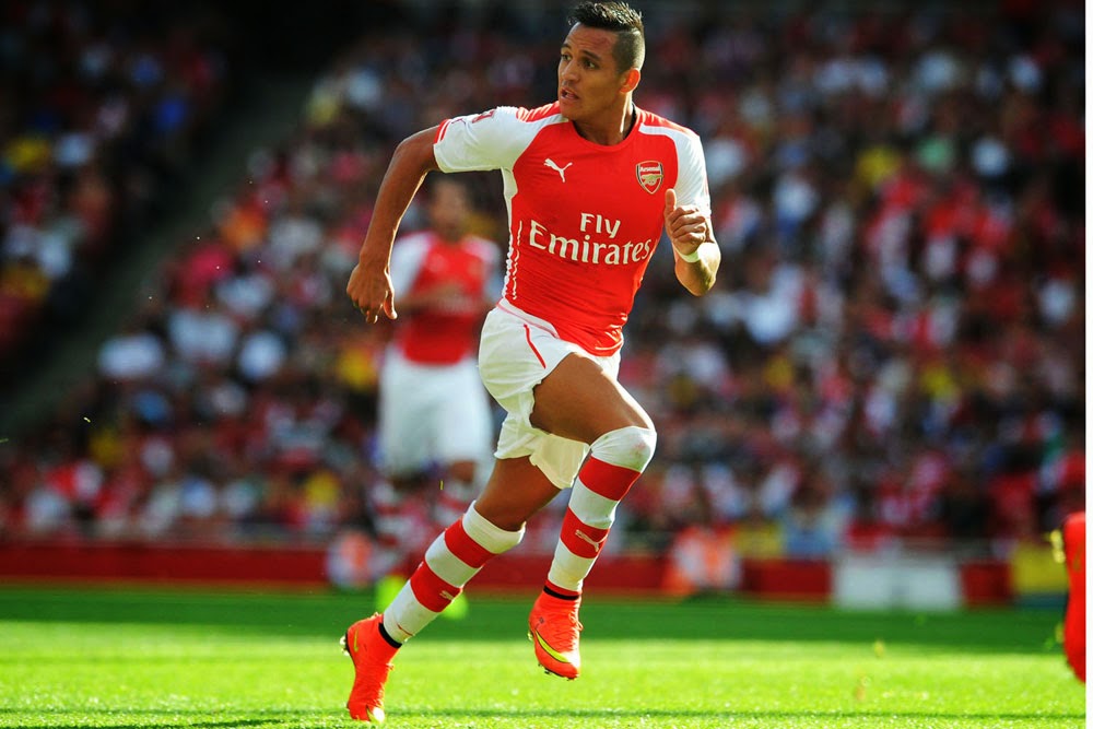 Alexis S Nchez In Arsenal Fc HD Wallpaper Football