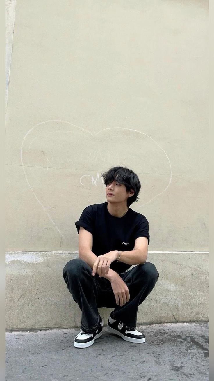 Tae Wallpaper