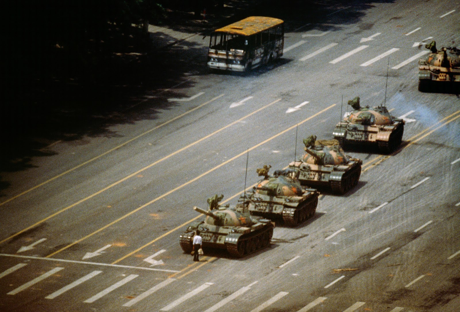 The Tiananmen Square Tank Man Photo Business Insider HD Wallpaper