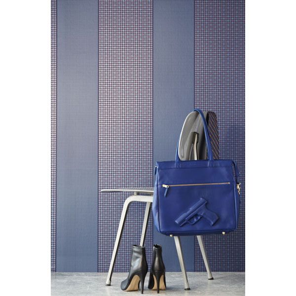 Navy Blue Decor Idea With A Modern Stripe Wallpaper