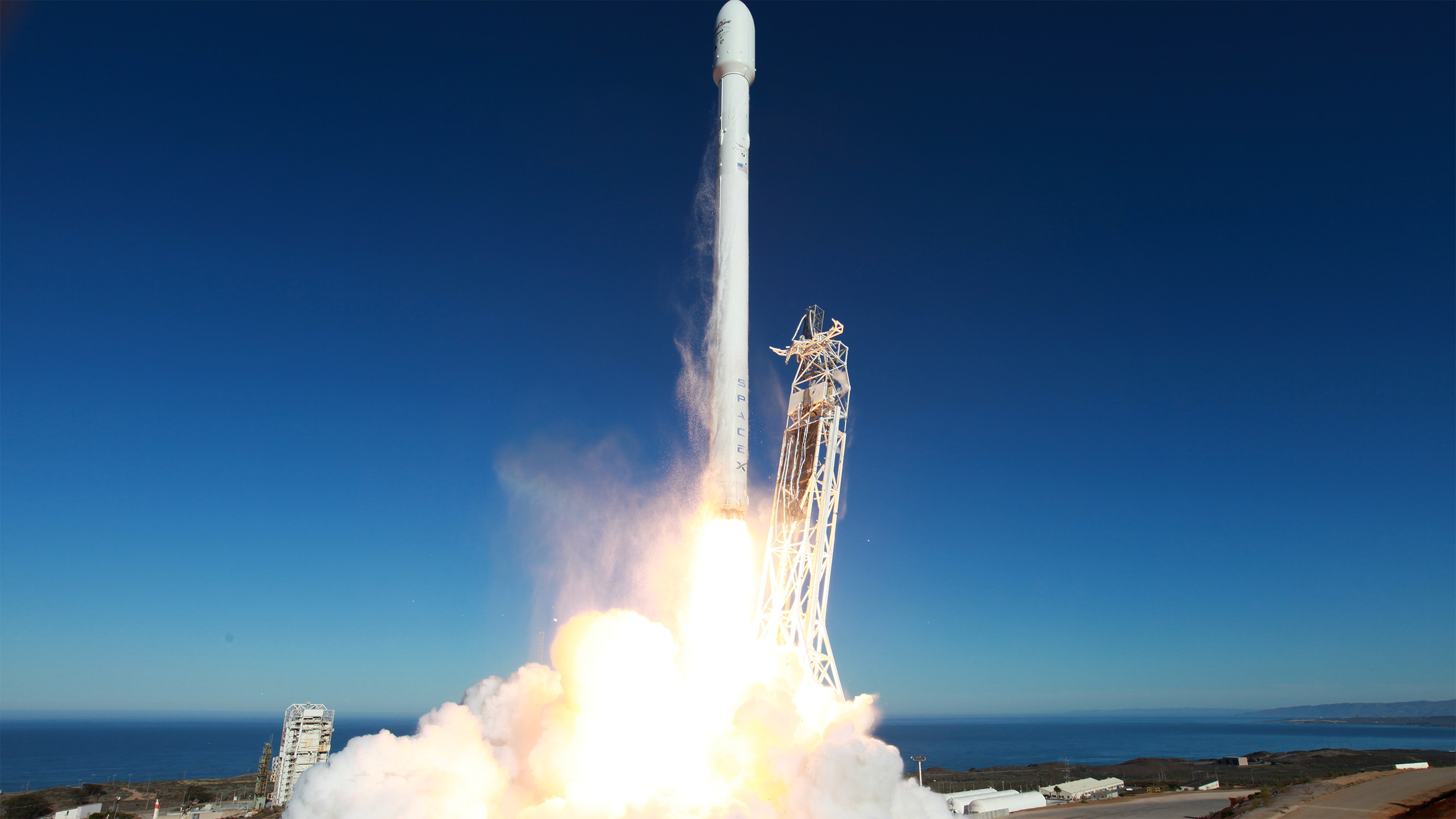 Spacex Successfully Tests Controlled Rocket Reentry Tested