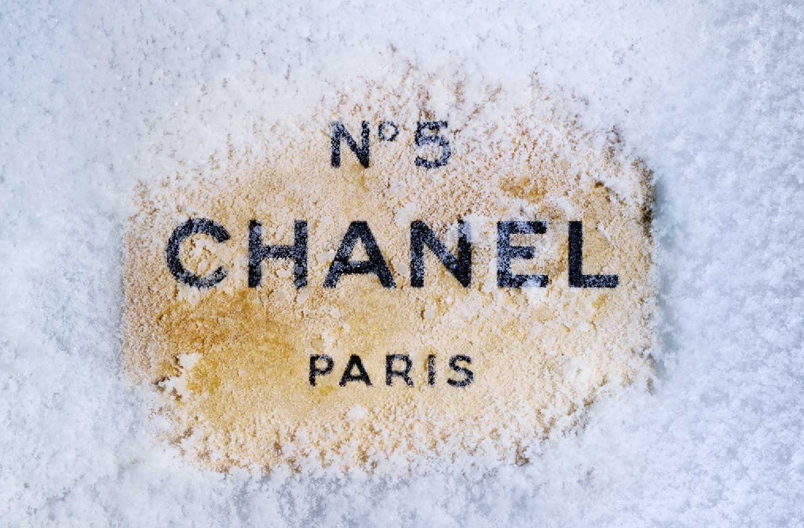 Chanel 5 Winter Wallpaper World Wallpaper Collection 1136x747