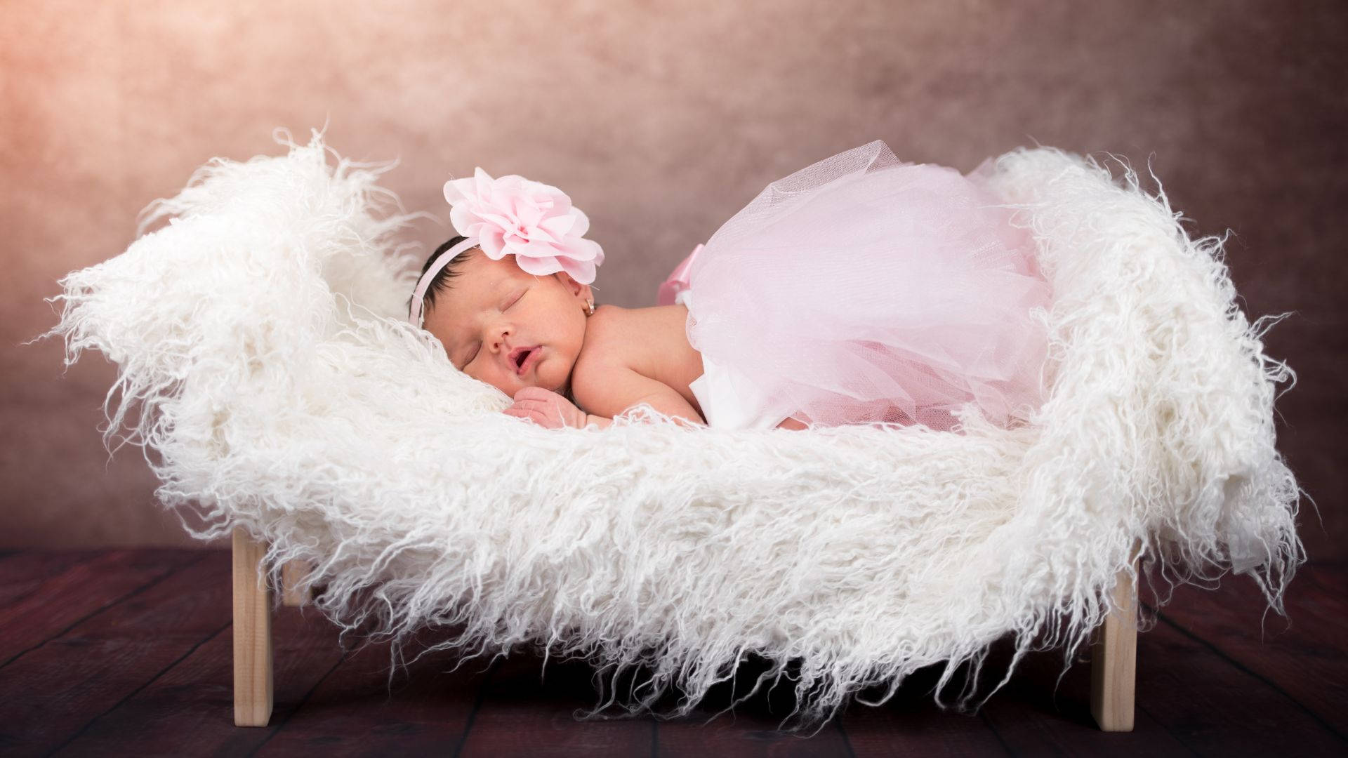 Baby Photography Newborn In Pink Dress P6bu2gvyq4xj8vbb Wallpaper