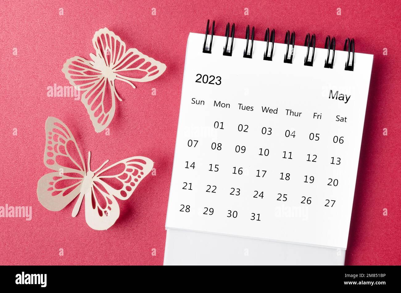 May 2023 desk calendar for the organizer to plan and reminder with