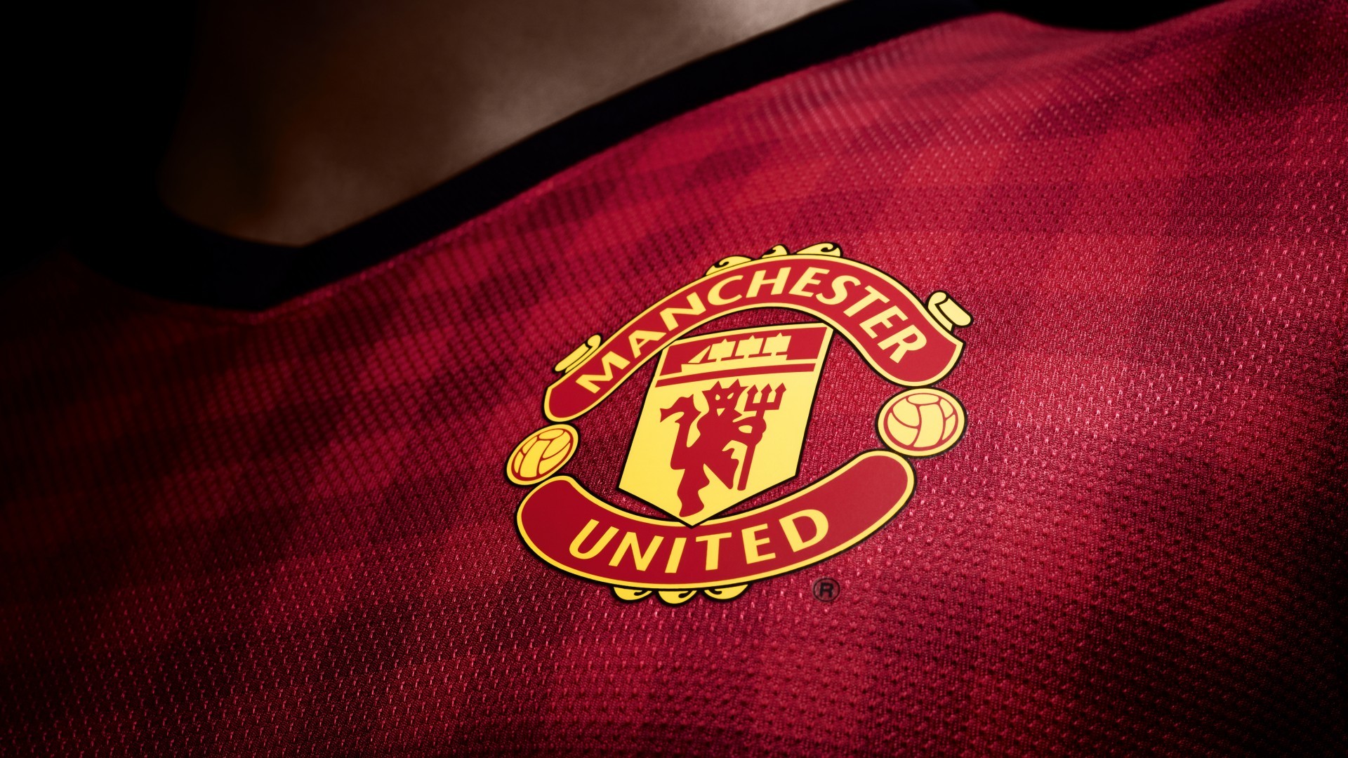 Manchester United Football Logo HD Wallpaper Of