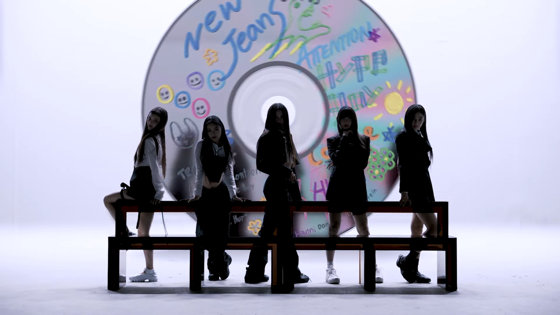 Newjeans Signals The Release Of Their Debut Ep With Mv For R B