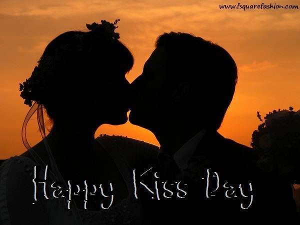Kiss Day HD Wallpaper Pictures Image Photos Scraps