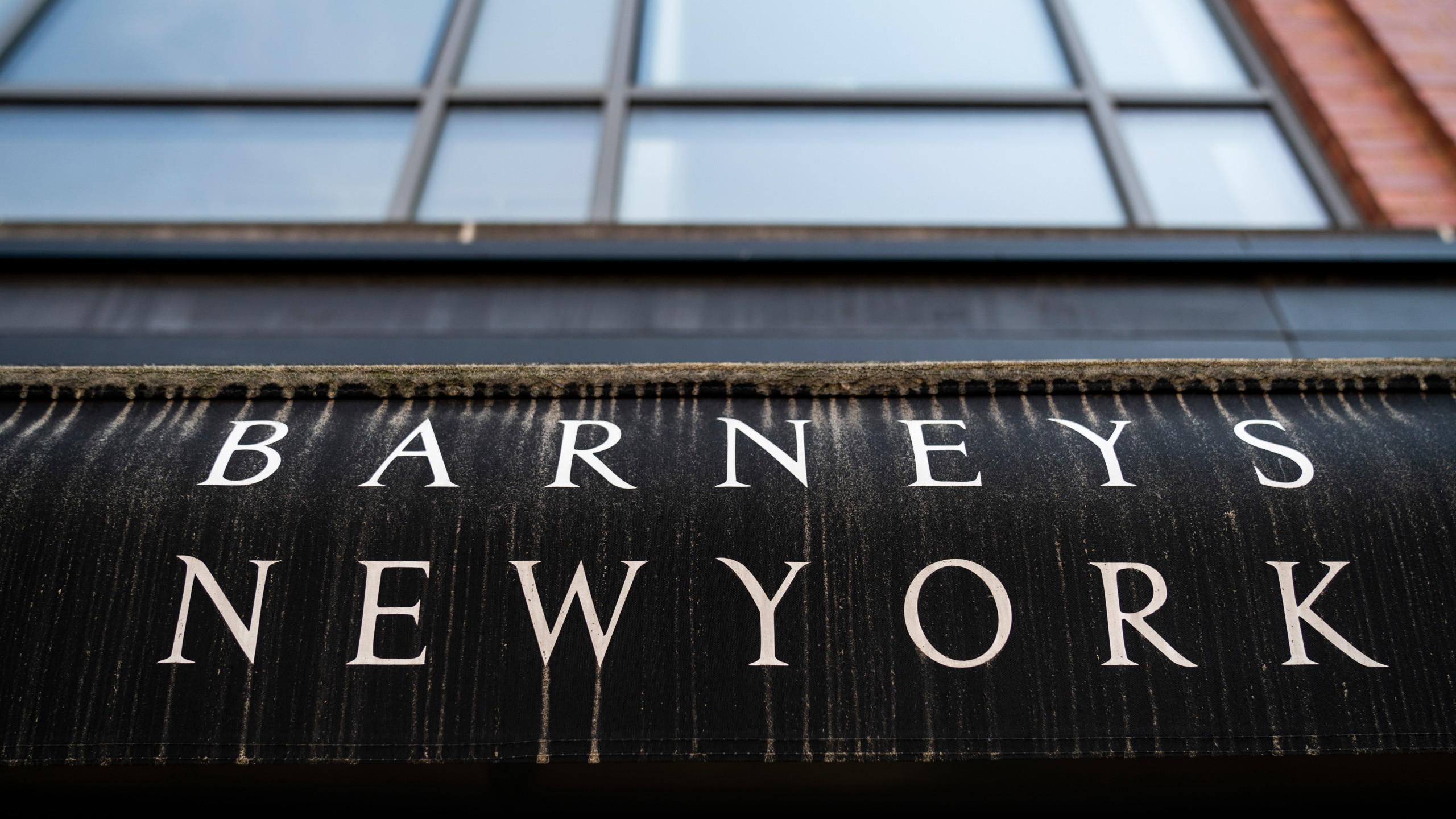 Luxury Retailer Barneys New York Files For Bankruptcy Cbs