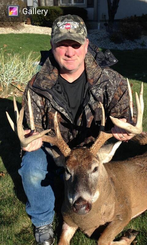 Buck In Central Ohio By David Carr Bowhunting