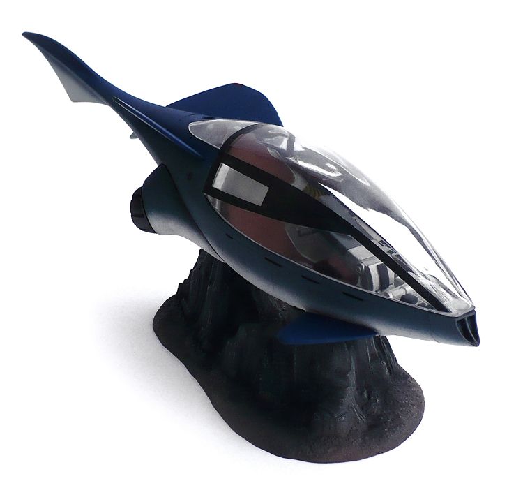 Here Are Some Image Of Monogram S Scale Stinger Submarine
