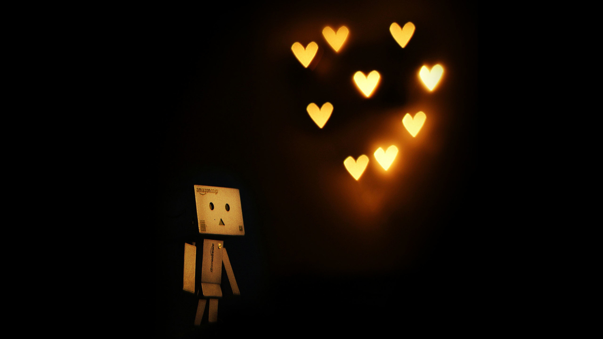 Cardboard Robot Is Dreaming At Hearts