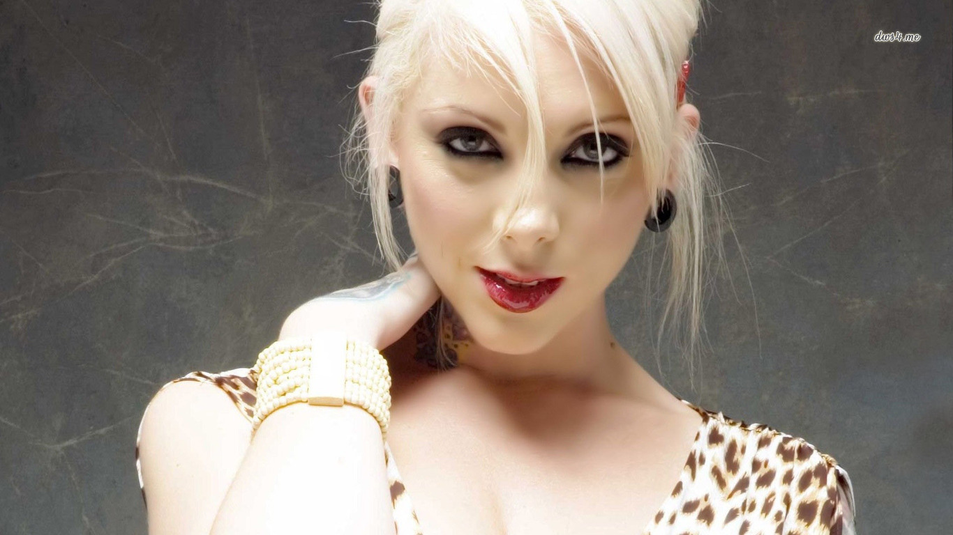Maria Brink Pictures Wallpaper Girl