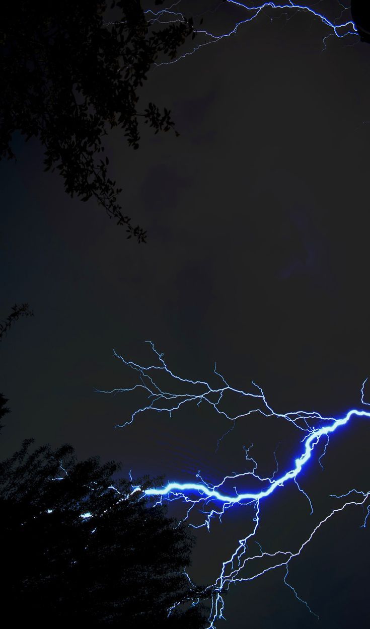 Aesthetic Lightning Photography Wallpaper In