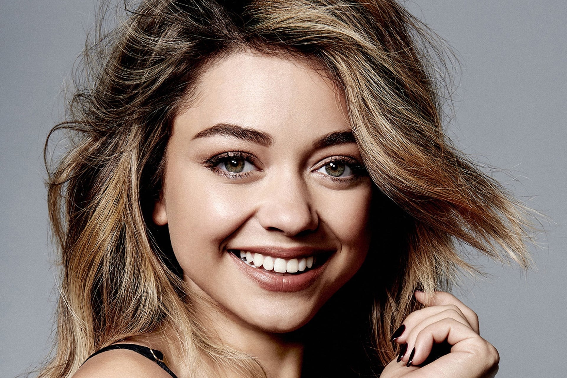 Sarah Hyland HD Wallpaper And Pictures