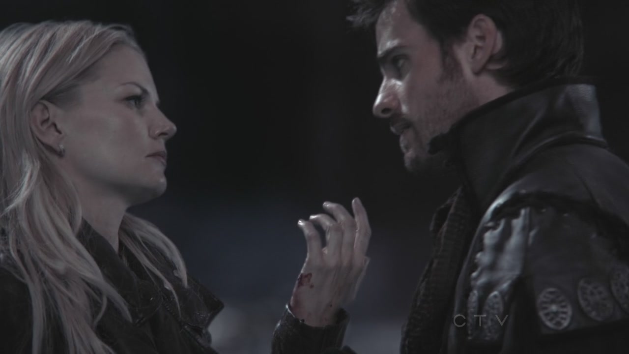 Captain Hook And Emma Swan