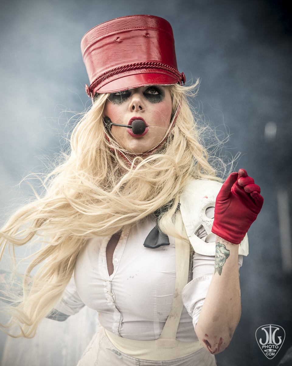 Maria Brink Son And Her Invitation Samples