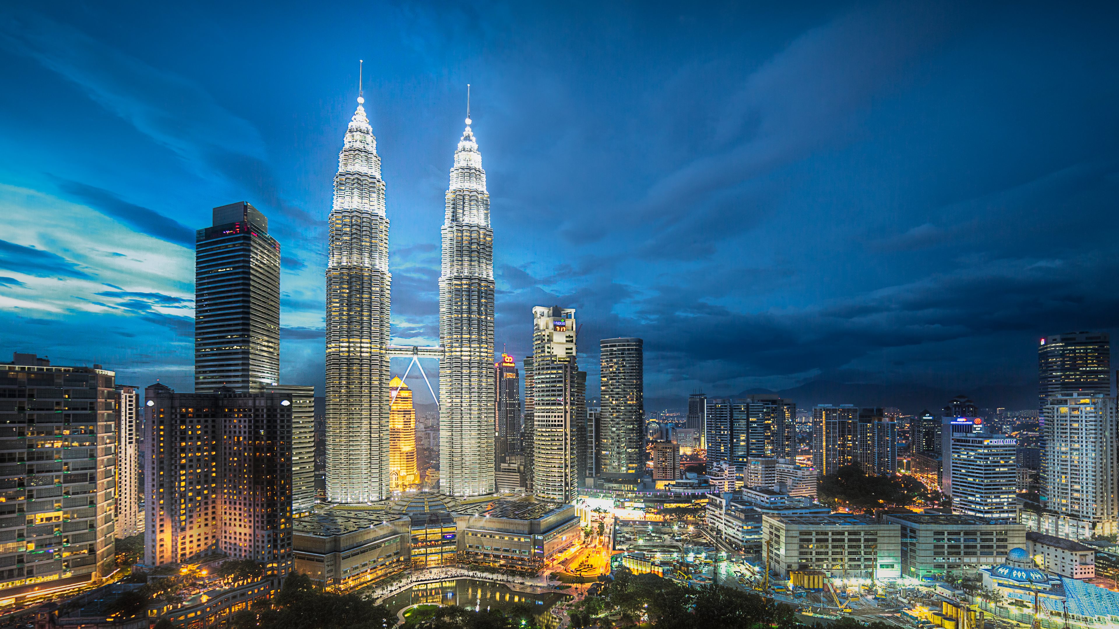 Petronas Towers Puter Wallpaper Desktop Background