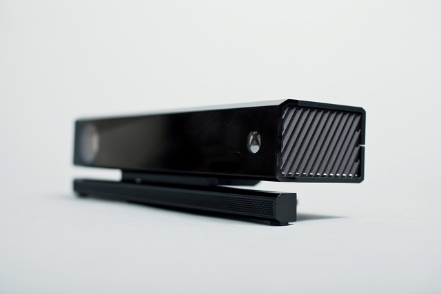 Xbox One Playstation Versus Runde Kinect