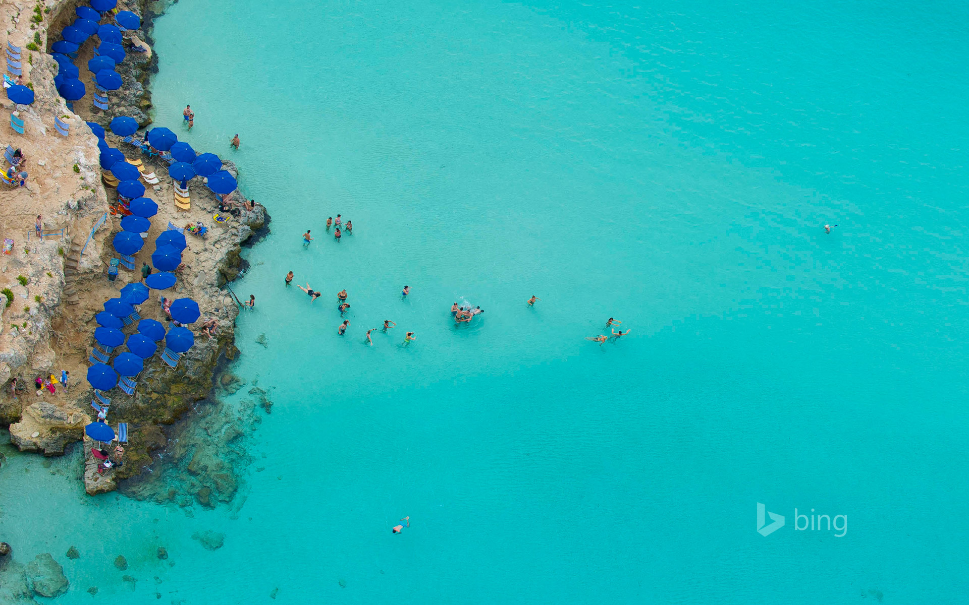 Lagoa Azul Fica Na Ilha De Ino Em Malta Jason Hawkes