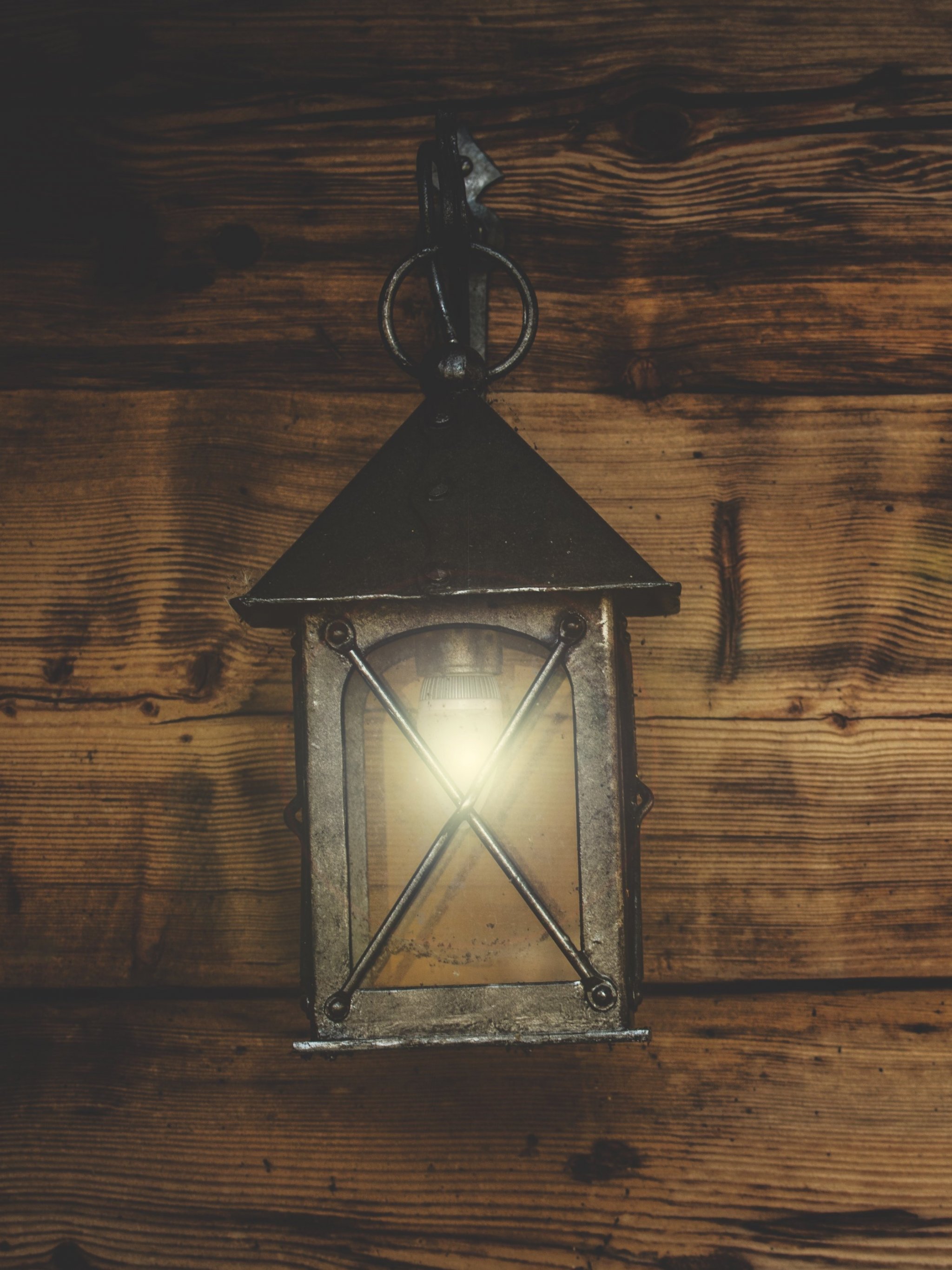 Lantern Wallpaper