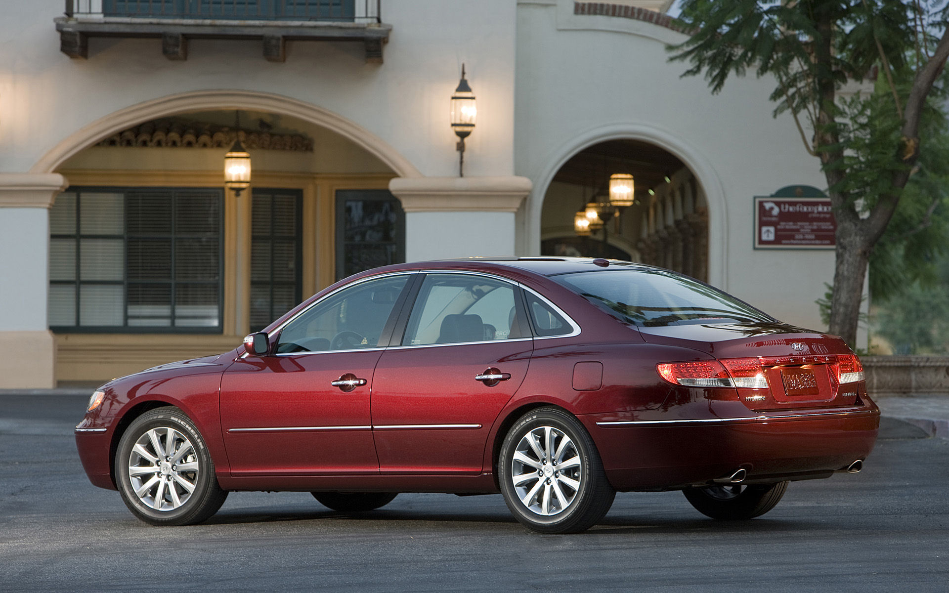 Hyundai Azera Gls Limited V6 Widescreen Wallpaper