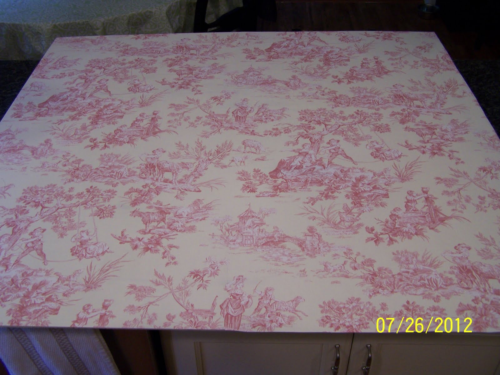 And Then There S The Waverly Toile Wallpaper I Used On Betty China