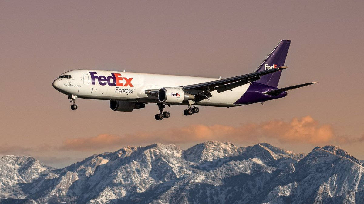 Fedex Delivery Van On The Street Wallpaper