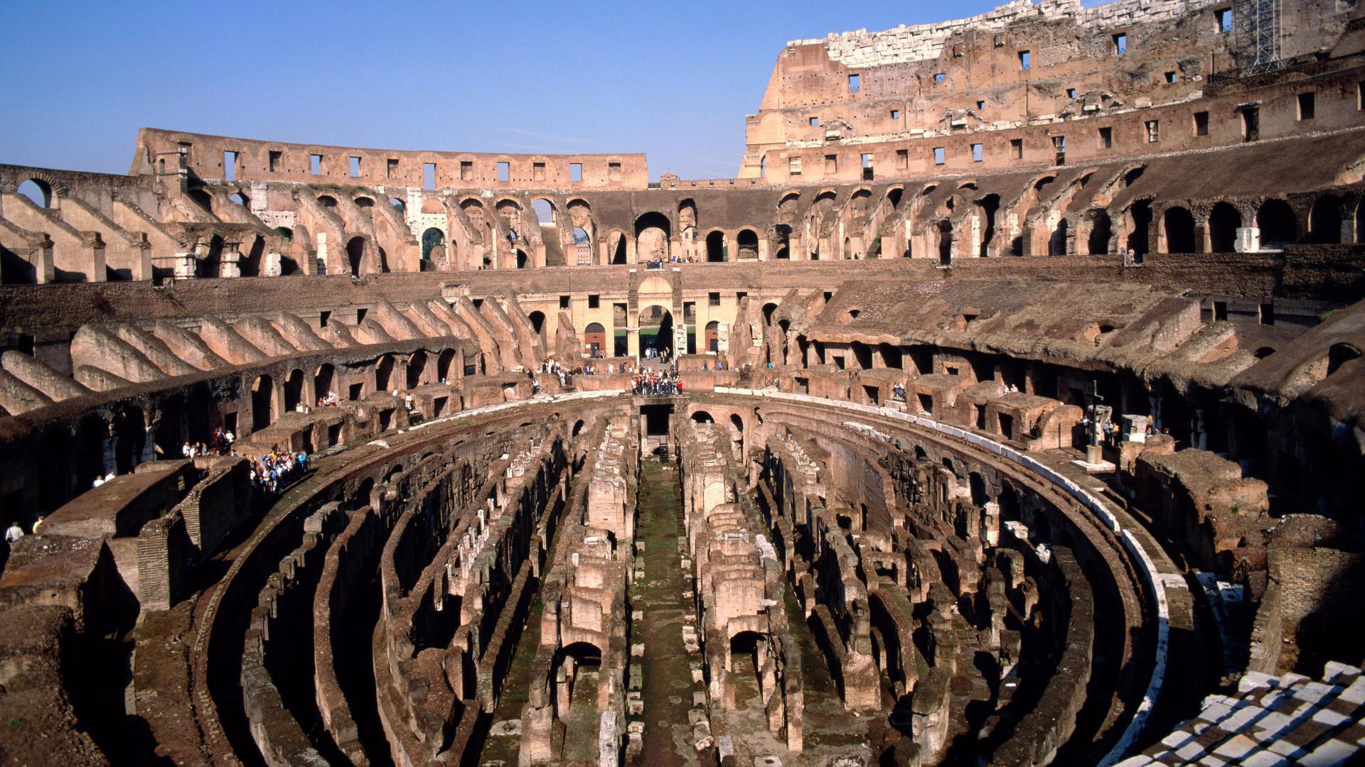 Desktop Wallpaper World Italy Inside The Coliseum In Rome