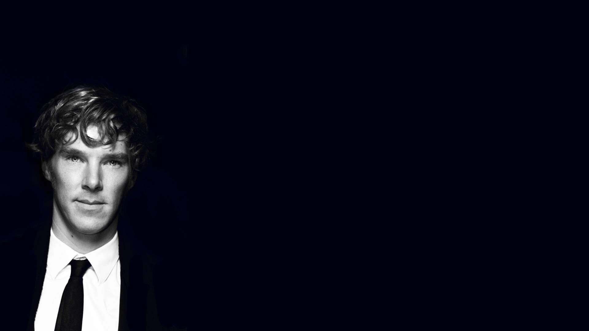 Benedict Cumberbatch Monochrome Xp913mpwov5le834 Wallpaper