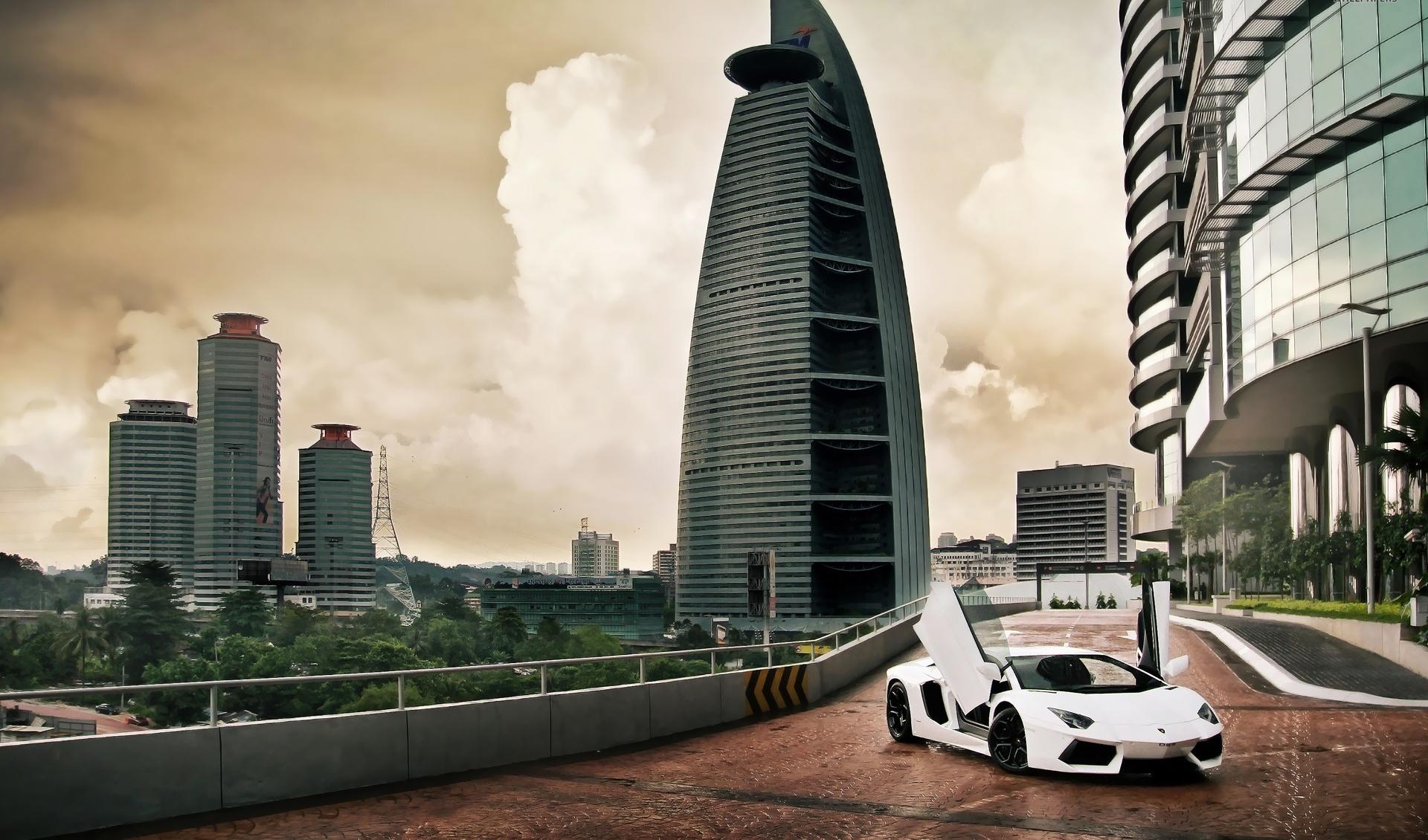 Lamborghini Aventador In Kuala Lumpur Wallpaper HD