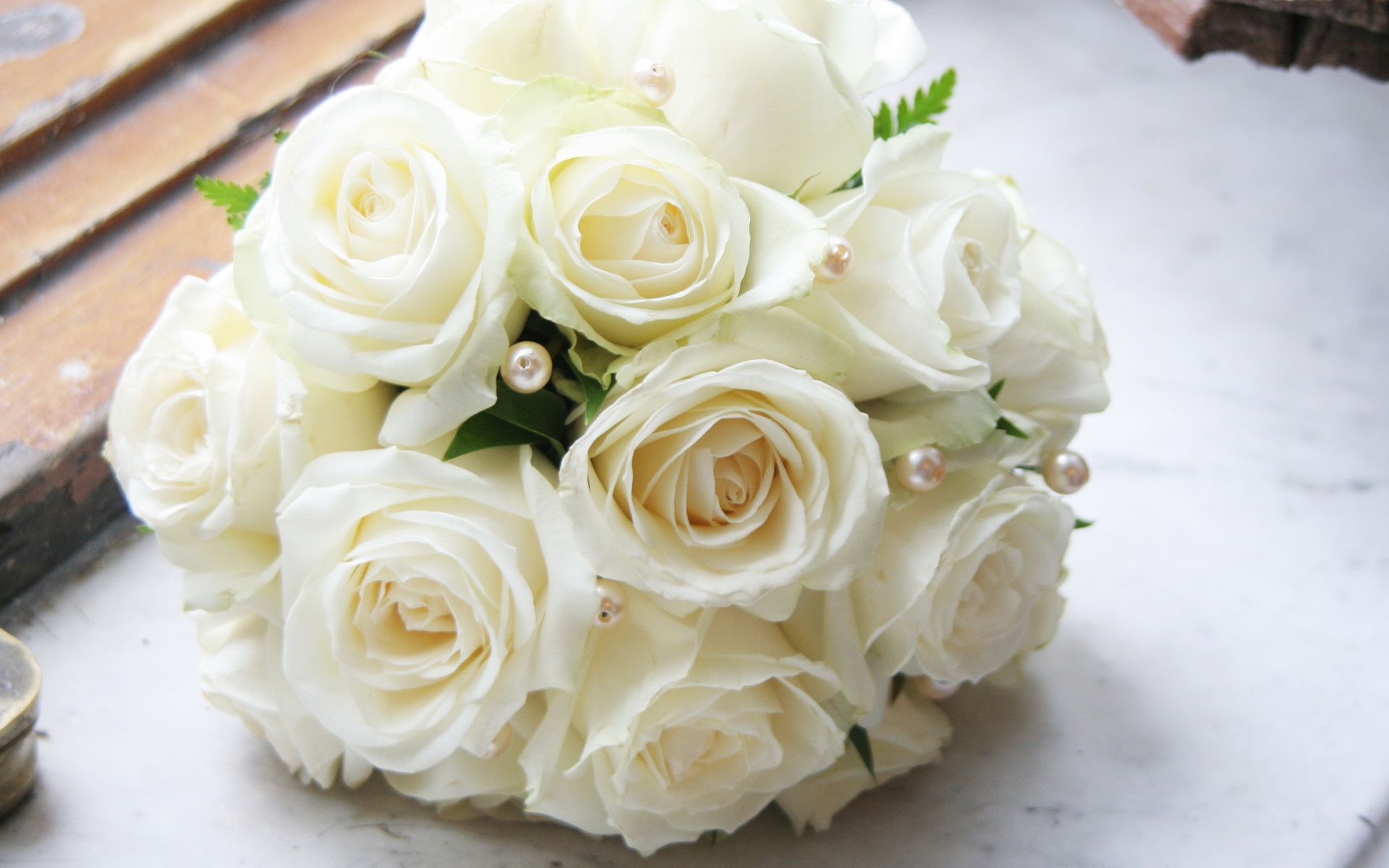 White Roses Wallpaper High Definition Quality