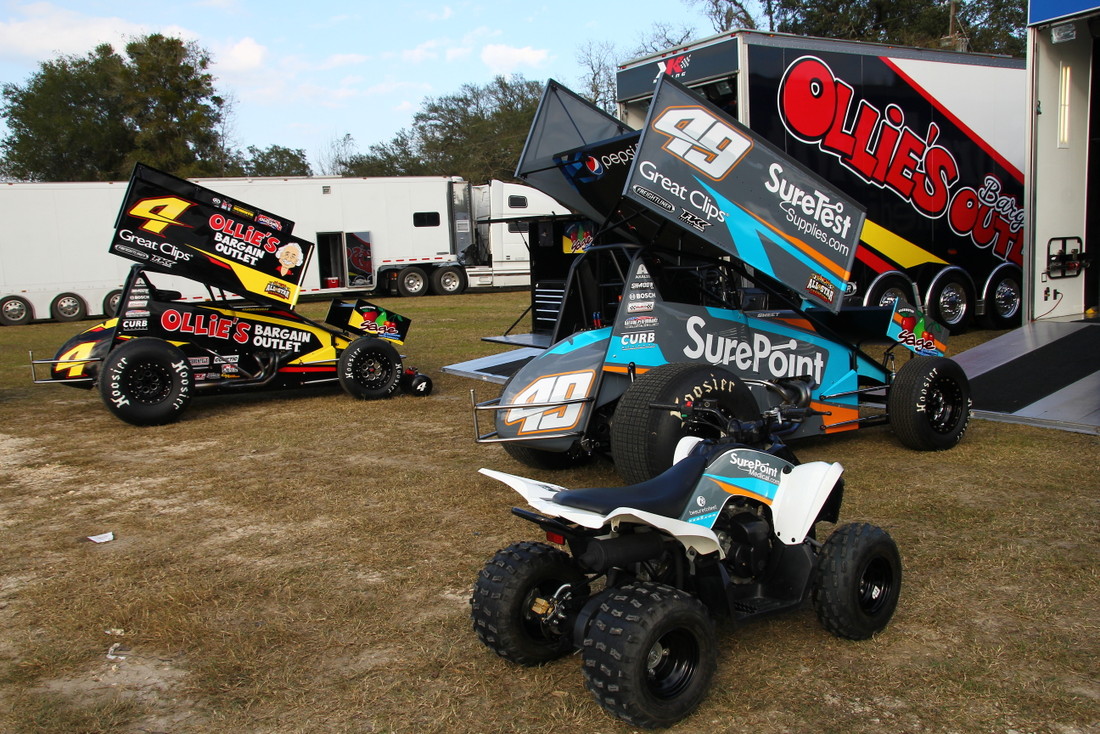 World Of Outlaws Mand Center Trailer The Pits Pictures
