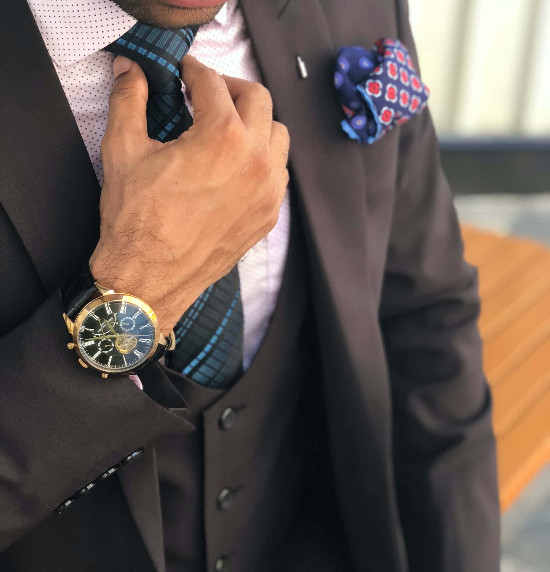 Man In Suit Wallpaper